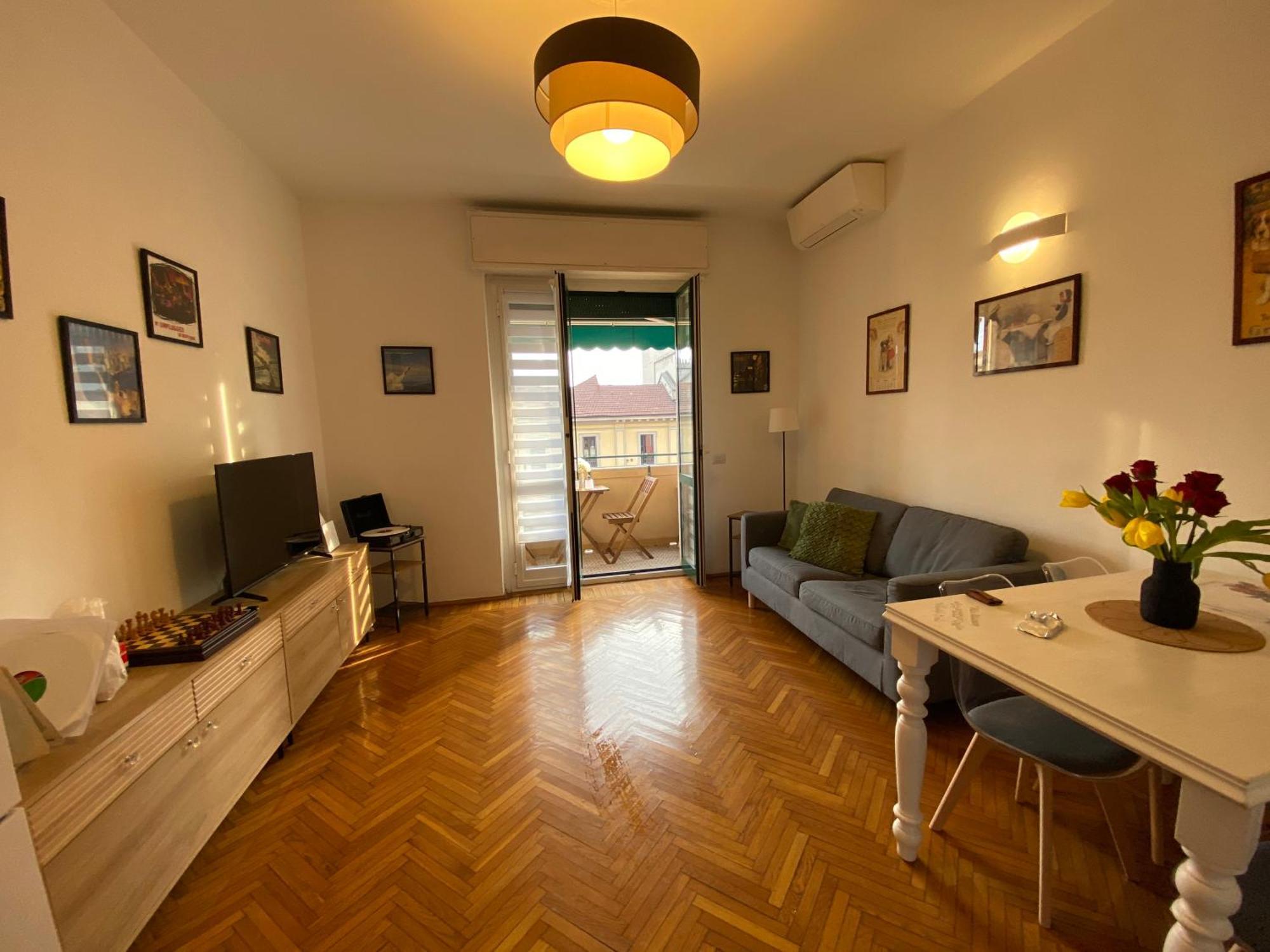 Daniela'S Spazioso Appartamento Ai Navigli Mailand Exterior foto