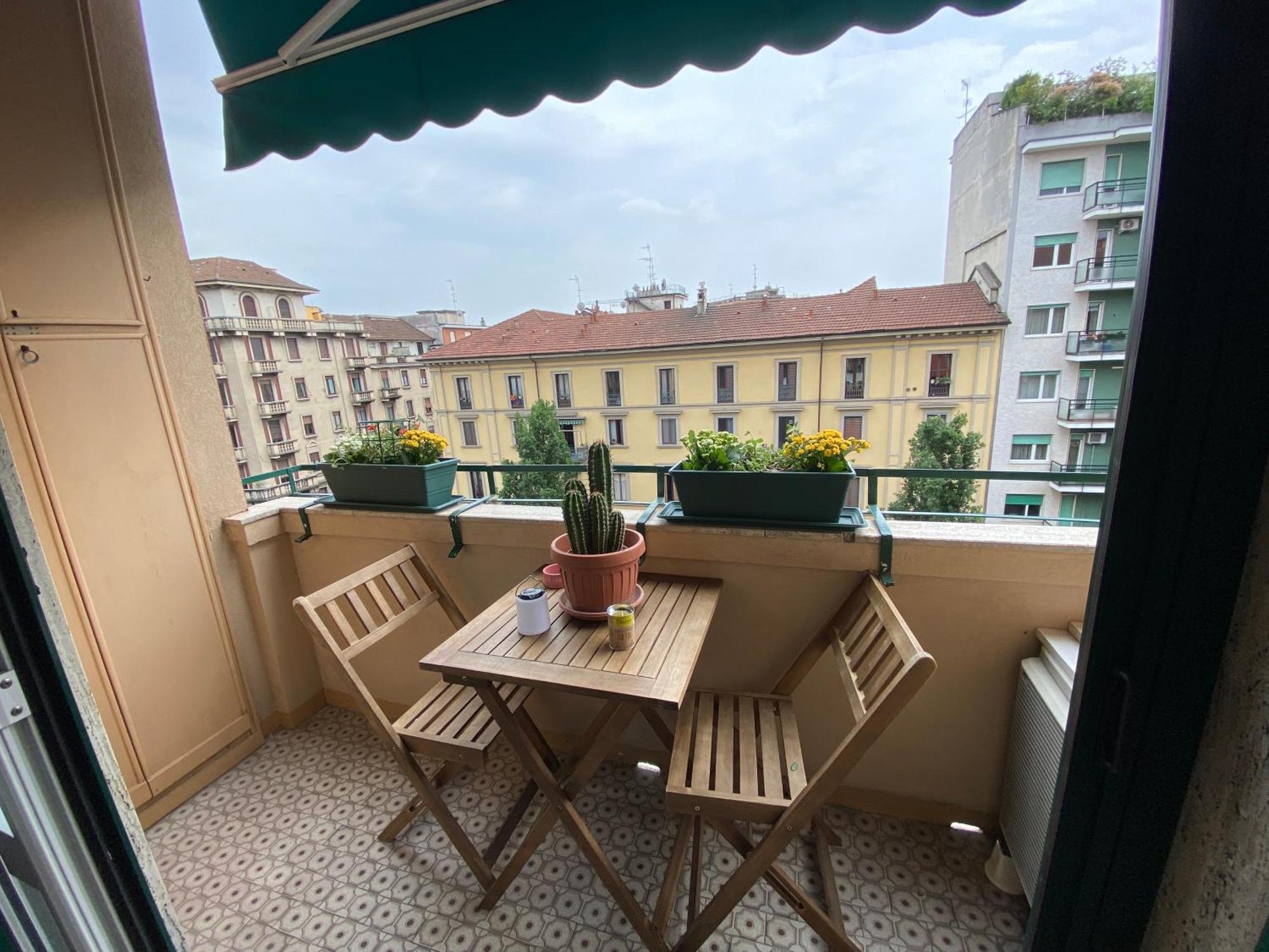 Daniela'S Spazioso Appartamento Ai Navigli Mailand Exterior foto
